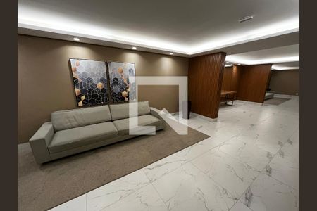 Hall de entrada de apartamento à venda com 3 quartos, 93m² em Parada Inglesa, São Paulo