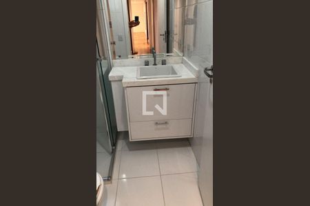 Banheiro de apartamento à venda com 3 quartos, 163m² em Barra Funda, São Paulo