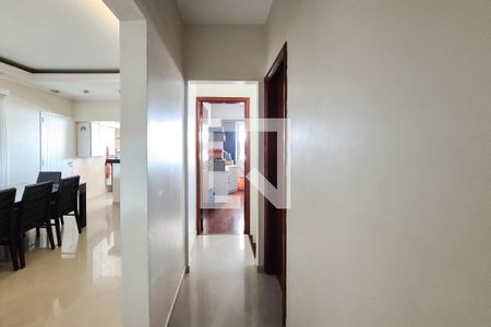 Corredor de casa para alugar com 3 quartos, 300m² em Vila Planalto, São Bernardo do Campo