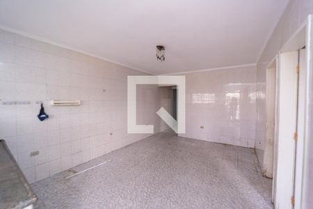 Cozinha (Casa 2 ) de casa à venda com 5 quartos, 200m² em Jardim Santo Antonio, São Paulo