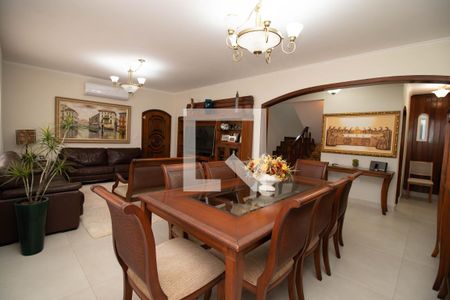 Sala de Jantar de casa à venda com 4 quartos, 306m² em Vila Milton, Guarulhos