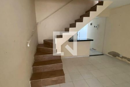Sala de casa de condomínio à venda com 1 quarto, 40m² em Freguesia (jacarepaguá), Rio de Janeiro