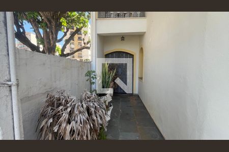 Área Externa de casa à venda com 4 quartos, 296m² em Vila Rossi Borghi E Siqueira, Campinas
