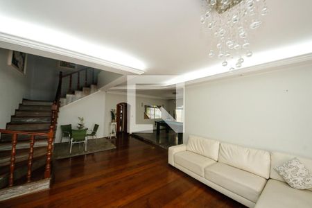 Sala de casa à venda com 5 quartos, 250m² em Jardim Avelino, São Paulo
