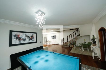 Sala de casa à venda com 5 quartos, 250m² em Jardim Avelino, São Paulo