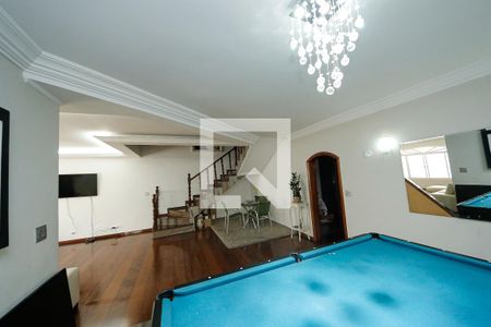 Sala de casa à venda com 5 quartos, 250m² em Jardim Avelino, São Paulo