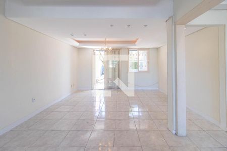 Sala de casa à venda com 3 quartos, 200m² em Vila Joao Pessoa, Porto Alegre