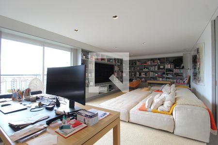 Escritório de apartamento à venda com 3 quartos, 450m² em Itaim Bibi, São Paulo