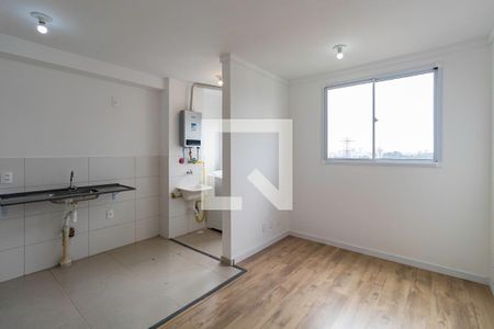 Sala de apartamento para alugar com 2 quartos, 40m² em Jardim Maria Duarte, São Paulo
