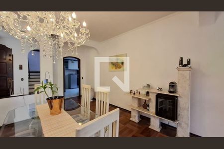 Casa à venda com 4 quartos, 436m² em Jardim Leonor, São Paulo