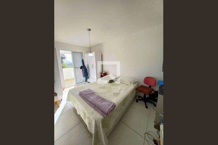 Casa à venda com 4 quartos, 93m² em Vila Iapi, Campinas