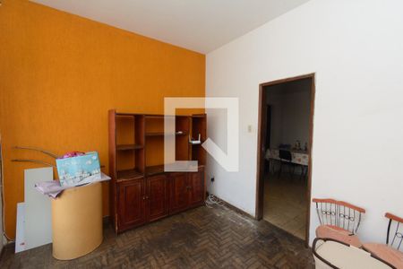 Casa1 - Sala de casa à venda com 7 quartos, 300m² em Amazonas, Contagem