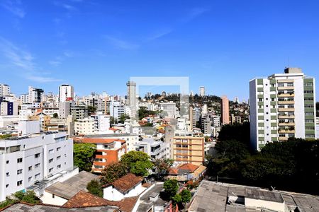 Vista da Sala/Cozinha de apartamento à venda com 2 quartos, 58m² em Santo Antônio , Belo Horizonte