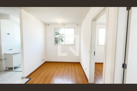 Sala de apartamento para alugar com 2 quartos, 38m² em Vila Santa Maria, São Paulo