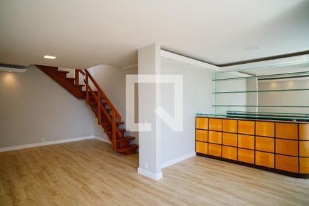 Sala de apartamento à venda com 4 quartos, 229m² em Vital Brasil, Niterói