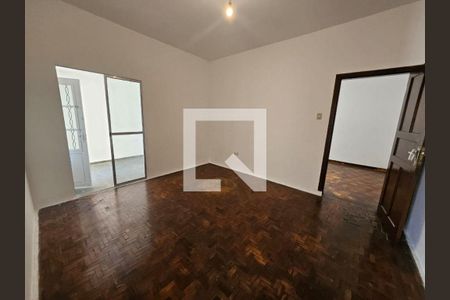 Casa à venda com 2 quartos, 149m² em Vila Linda, Santo André