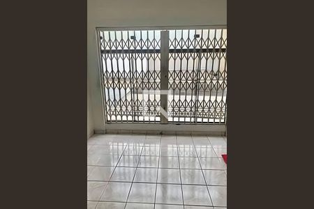 Casa à venda com 3 quartos, 224m² em Utinga, Santo André