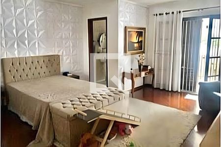 Casa à venda com 3 quartos, 224m² em Utinga, Santo André