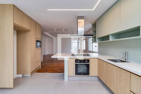 Cozinha de apartamento à venda com 3 quartos, 230m² em Higienópolis, São Paulo