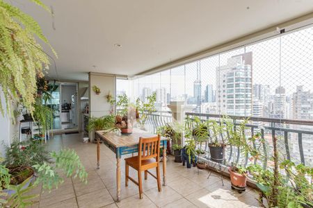 Varanda de apartamento à venda com 4 quartos, 365m² em Vila Mariana, São Paulo