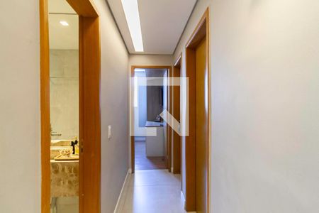 Corredor de apartamento à venda com 3 quartos, 75m² em Castelo, Belo Horizonte