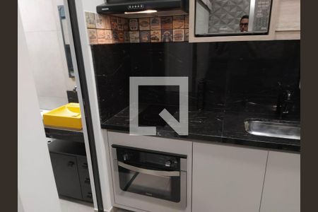 Cozinha de apartamento à venda com 1 quarto, 60m² em Perdizes, São Paulo