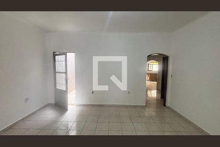 Sala de casa para alugar com 3 quartos, 200m² em Parque João Ramalho, Santo André