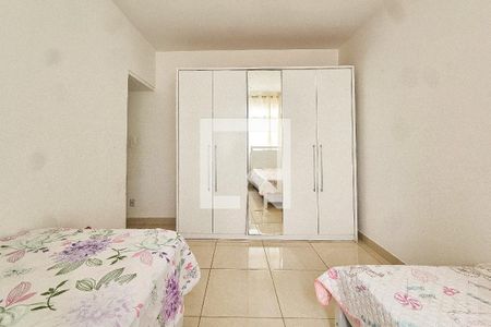 Quarto 1 de apartamento para alugar com 4 quartos, 230m² em Barra Avenida, Salvador