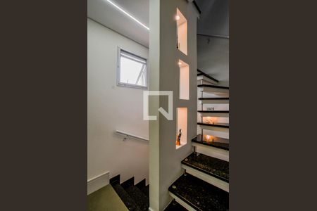 Escada de casa de condomínio à venda com 3 quartos, 150m² em Vila Metalúrgica, Santo André
