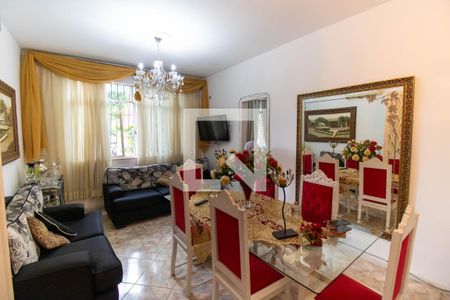 Sala de casa para alugar com 6 quartos, 270m² em São Domingos, Niterói