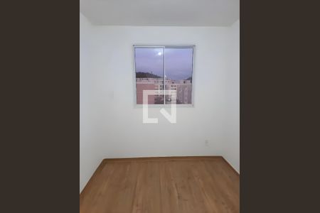 Quarto de apartamento para alugar com 2 quartos, 60m² em Maria Paula, São Gonçalo