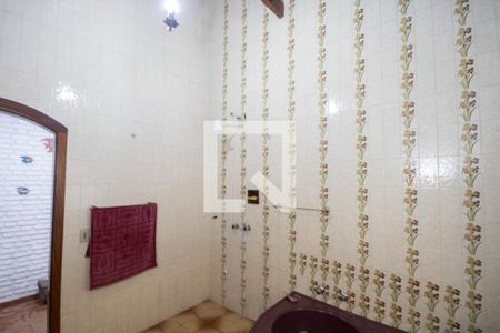 Banheiro 2 de casa de condomínio para alugar com 3 quartos, 438m² em Jardim Ibiratiba, São Paulo