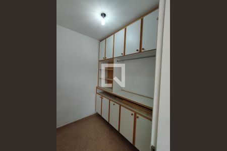 Quarto de Serviço de apartamento à venda com 3 quartos, 229m² em Vila Gumercindo, São Paulo