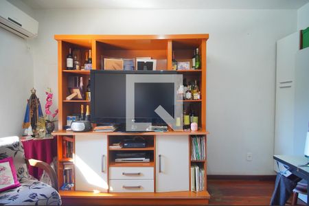 Quarto 1 de casa para alugar com 4 quartos, 184m² em Rincão, Novo Hamburgo