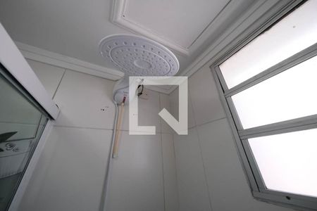 Banheiro de apartamento para alugar com 2 quartos, 48m² em Jardim Santa Teresinha, São Paulo