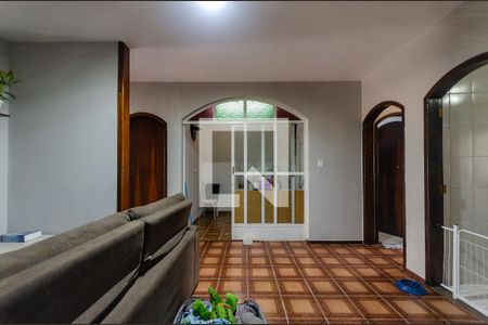 Sala de casa à venda com 3 quartos, 230m² em Vila Pereira Cerca, São Paulo
