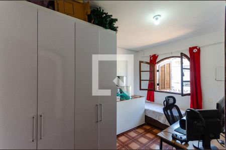 Quarto 1 de casa à venda com 3 quartos, 230m² em Vila Pereira Cerca, São Paulo