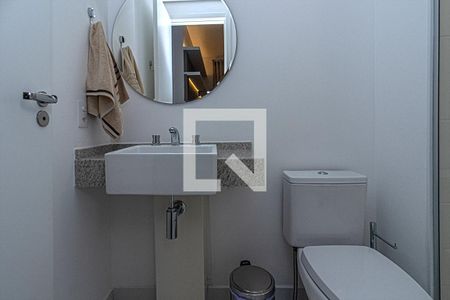 banheiro social_2 de apartamento à venda com 2 quartos, 84m² em Cambuci, São Paulo