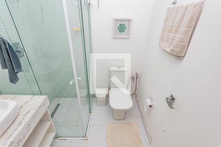 Banheiro de casa de condomínio para alugar com 1 quarto, 40m² em Jardim Barbacena, Cotia