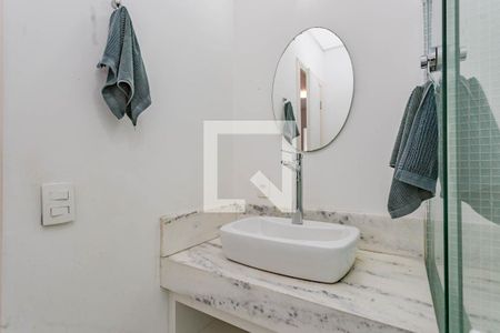 Banheiro de casa de condomínio para alugar com 1 quarto, 40m² em Jardim Barbacena, Cotia