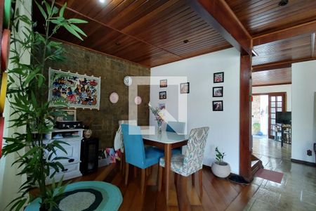 Sala 1 de casa à venda com 4 quartos, 250m² em Anil, Rio de Janeiro