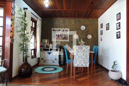 Sala 1 de casa à venda com 4 quartos, 250m² em Anil, Rio de Janeiro