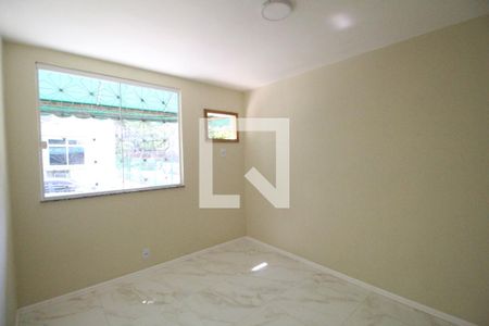 Quarto 2 de apartamento para alugar com 2 quartos, 50m² em Taquara, Rio de Janeiro