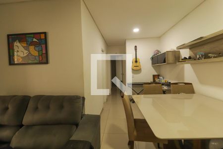 Sala de apartamento à venda com 3 quartos, 76m² em Jardim Ermida I, Jundiaí