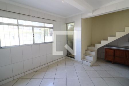 Casa 1 - Cozinha de casa para alugar com 3 quartos, 70m² em Bandeiras, Osasco