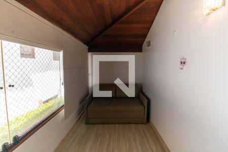 Sala de casa de condomínio para alugar com 5 quartos, 350m² em Itacoatiara, Niterói