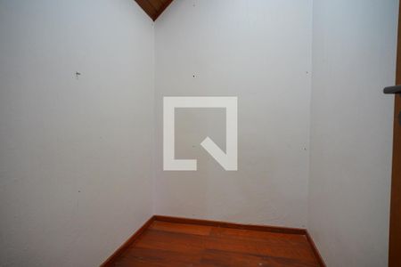 Depósito  de casa à venda com 3 quartos, 260m² em Jardim Itu, Porto Alegre