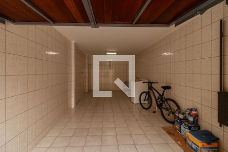 Garagem de casa à venda com 2 quartos, 114m² em Vila Maria Baixa, São Paulo