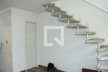 Sala/Cozinha de casa de condomínio para alugar com 2 quartos, 47m² em Chácara Ondas Verdes, Cotia