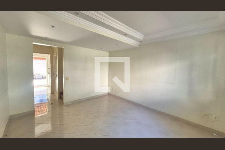 Casa à venda com 2 quartos, 126m² em Rio Pequeno, São Paulo